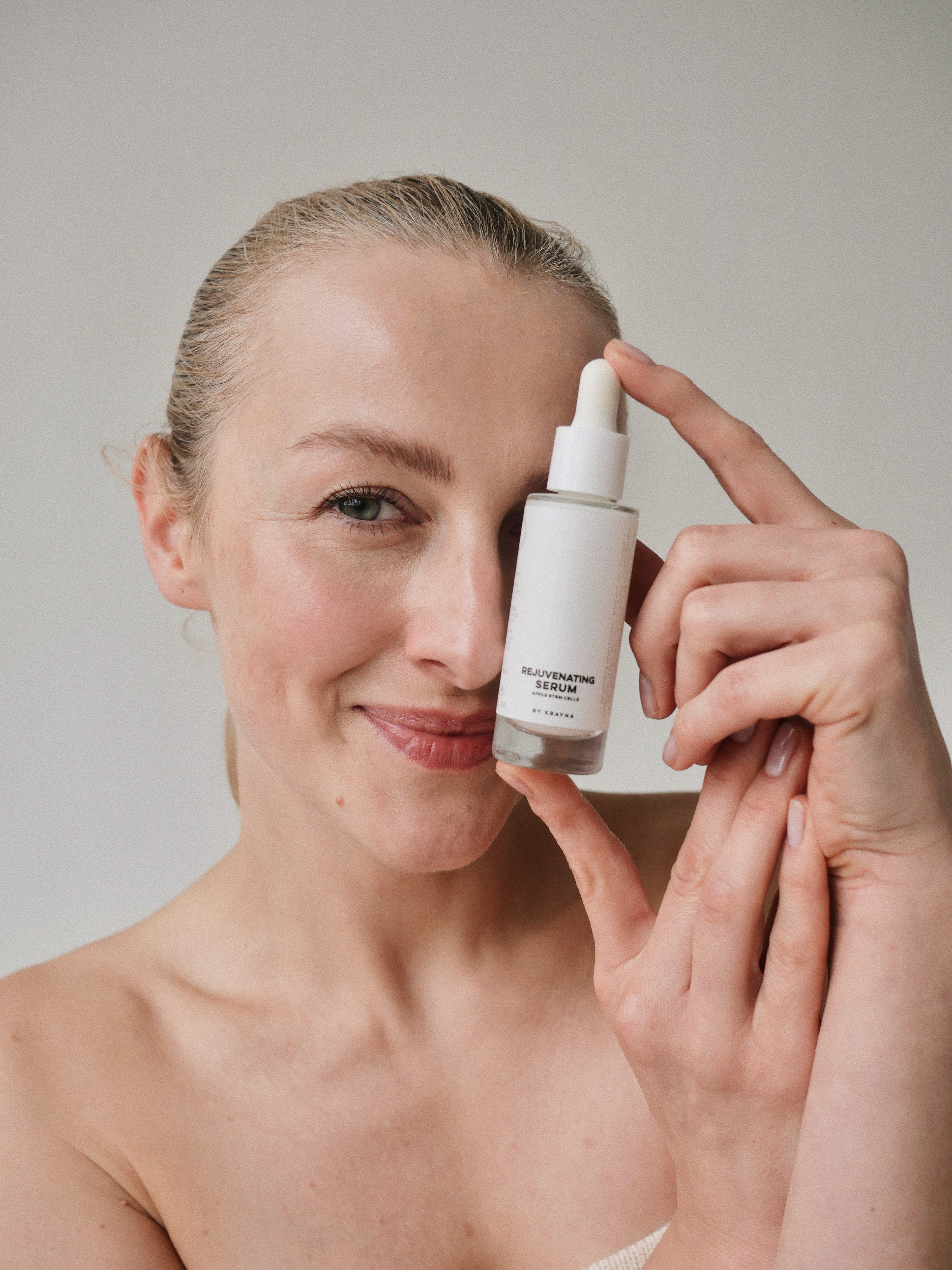 Odmładzające serum z komórkami macierzystymi | intensywna regeneracja skóry 30 ml
